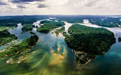 Desmatamento ameaça cortar ao meio faixa de floresta que mantém umidade na Amazônia