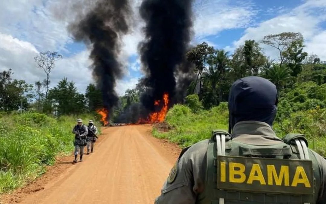 Garimpeiros armados atacam base do Ibama na Terra Indígena Yanomami